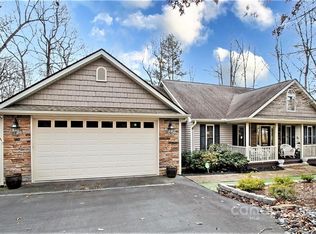 39 Sedi Ln, Brevard, NC 28712
