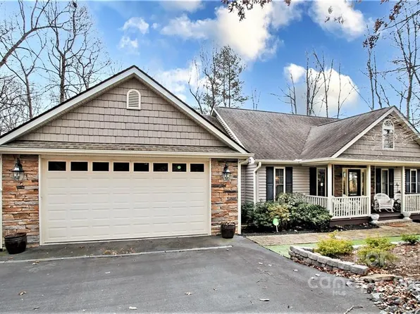 39 Sedi Ln, Brevard, NC 28712