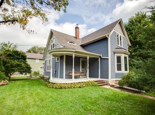 1017 7th St S, Stillwater, MN 55082