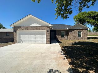 3513 Hillside Dr, Del City, OK 73115