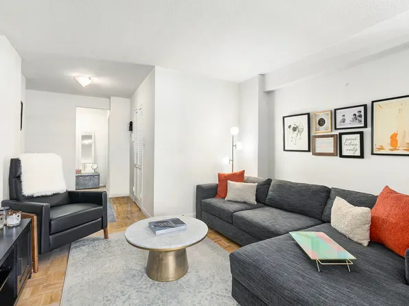 520 East 81st Street image 2 of 5