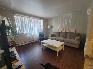 1620 N Marshall St #103, Milwaukee, WI 53202