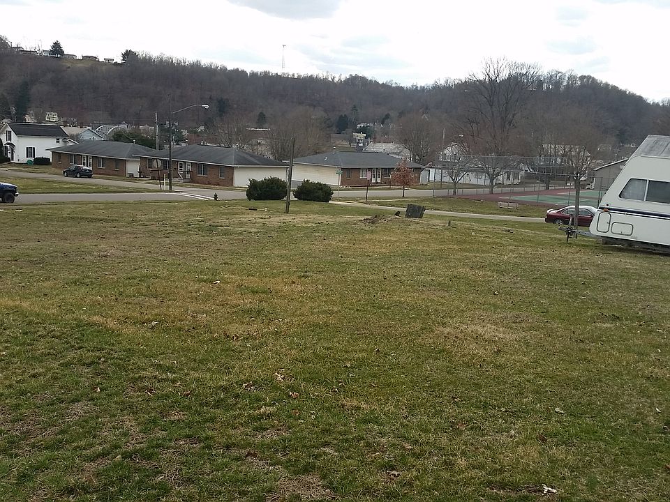 2nd image of 150 Jefferson Ave