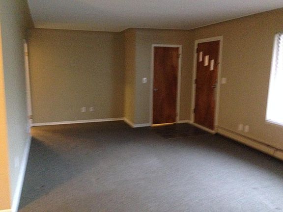 3rd image of 438 W Marshall St