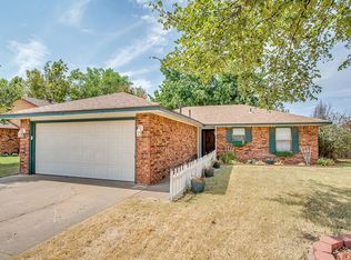 2814 Williamsburg, Enid, OK 73703