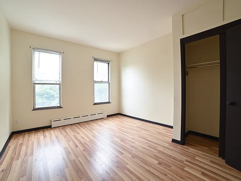 25-90 37th St #2 — Photo 9
