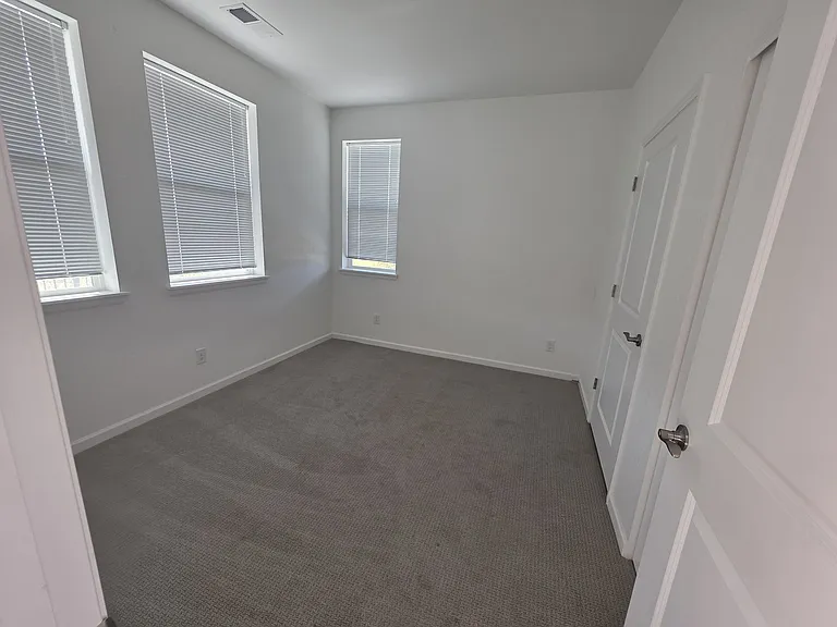 7003 Ipswich Ct — Photo 8