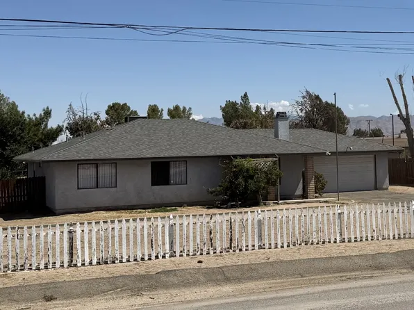 10867 Pinon Ave, Hesperia, CA 92345