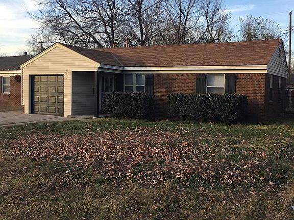 2137 WESTCHESTER DR - 1 BLOCK FROM NICHOLS HILLS