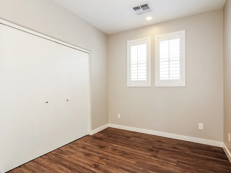 3218 W Glendale Ave #37 — Photo 12