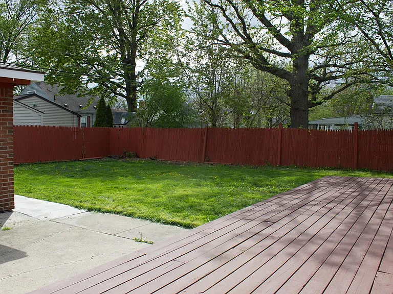 20226 Rosedale St — Photo 7