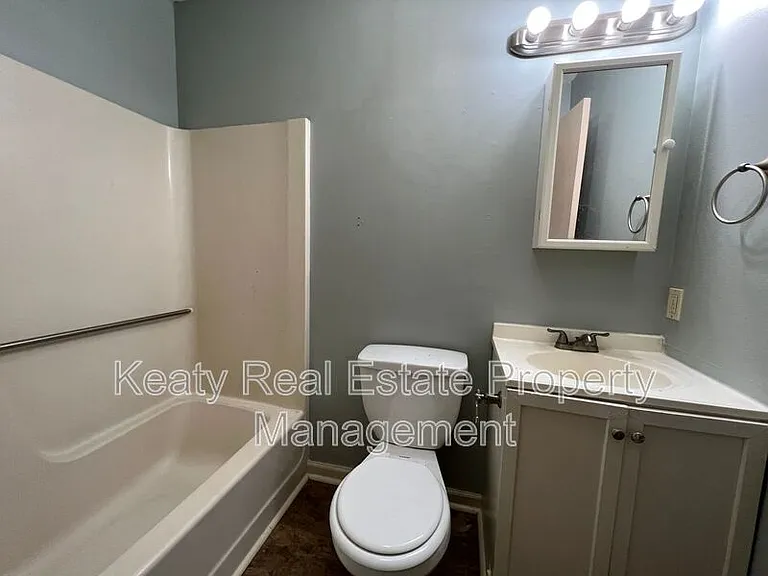 418 Failla Rd #4 — Photo 11