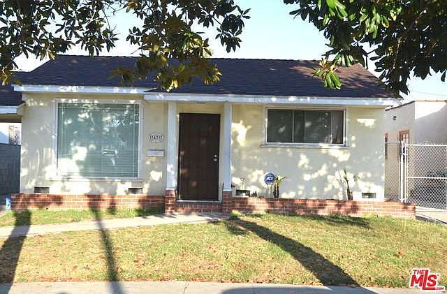 2nd image of 3437 Edgehill Dr