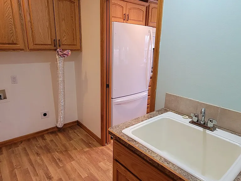 3719 E Thrush Ln — Photo 6