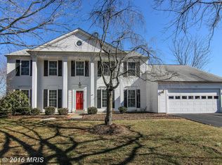 122 Minor Rd, Sterling, VA 20165