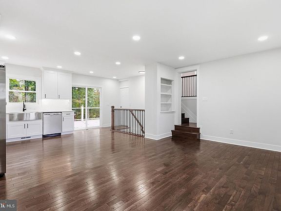 2nd image of 7163 Riley Rd