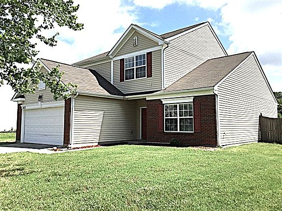 3rd image of 13632 Stringfellow Ln