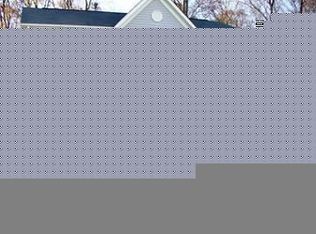 417 Kinross Dr, Newark, DE 19711