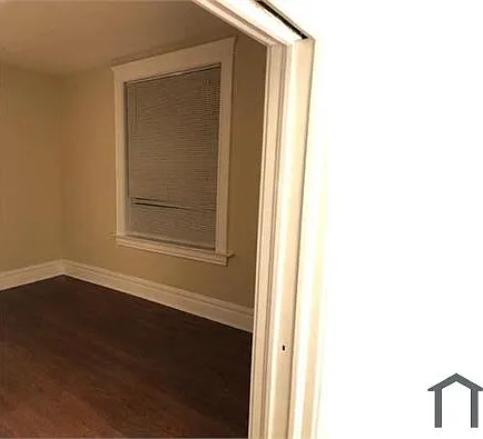 4573 Aldine Ave — Photo 4