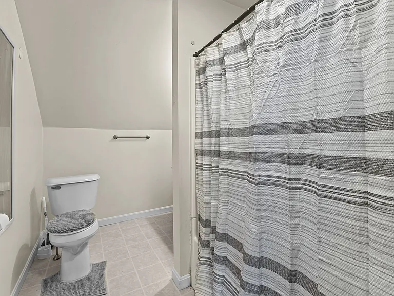 128 Grand Ave — Photo 18
