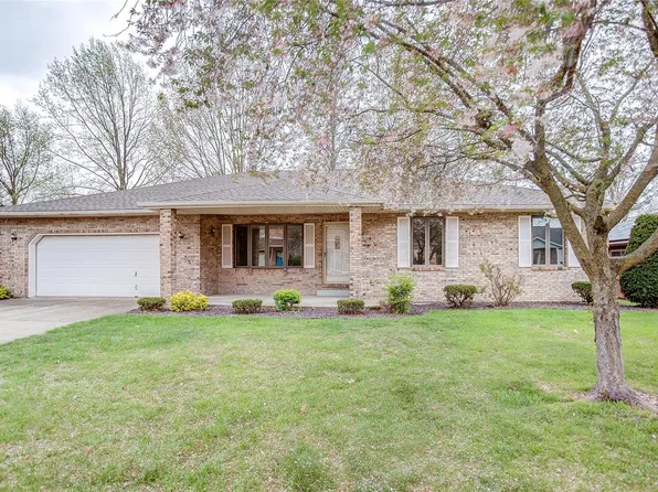 628 Deerfield Dr, Swansea, IL 62226