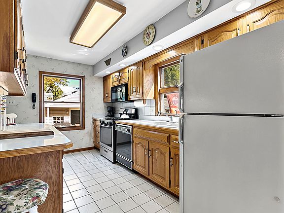 5th image of 5416 Kimball Pl