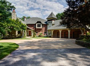 7155 E Crescent Ct, Springfield, MO 65809