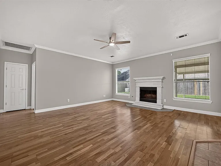 1522 Brook Grove Dr — Photo 7
