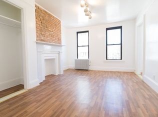 178 Green St #3, Brooklyn, NY 11222