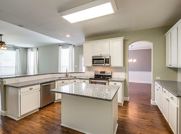 5th image of 5324 Dove Creek Dr