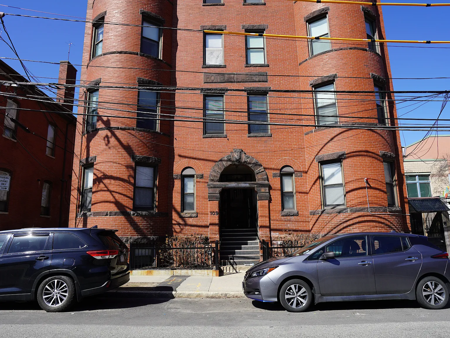 109 Windsor St. — Photo 1