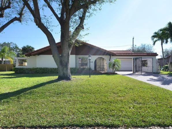 1896 Richard Lane, Palm Springs, FL 33406