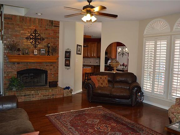 3rd image of 659 Oakbend Dr