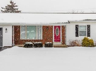 45 Webber Dr, Rochester, NY 14626