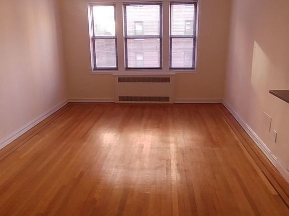 3rd image of 6544 Saunders St #302