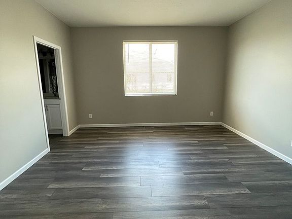 5th image of 57543 Alder Ct