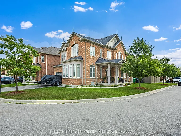 61 Truro Cir N — Photo 2