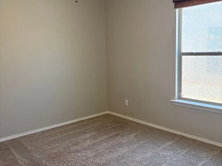 2141 Carlos Leon Pl — Photo 15