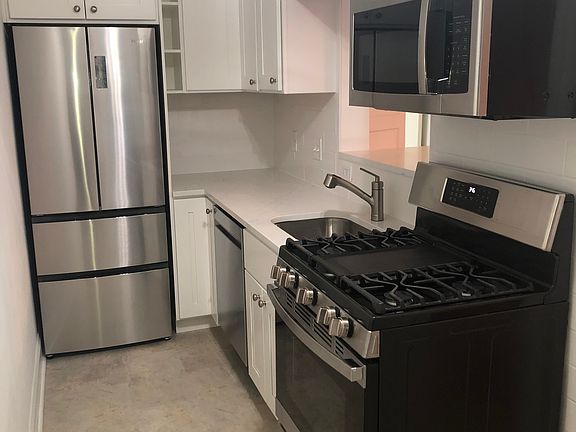 3rd image of 2508 Cliffbourne Pl NW #1