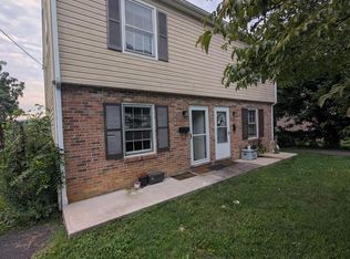 555 E Spiller St #B, Wytheville, VA 24382
