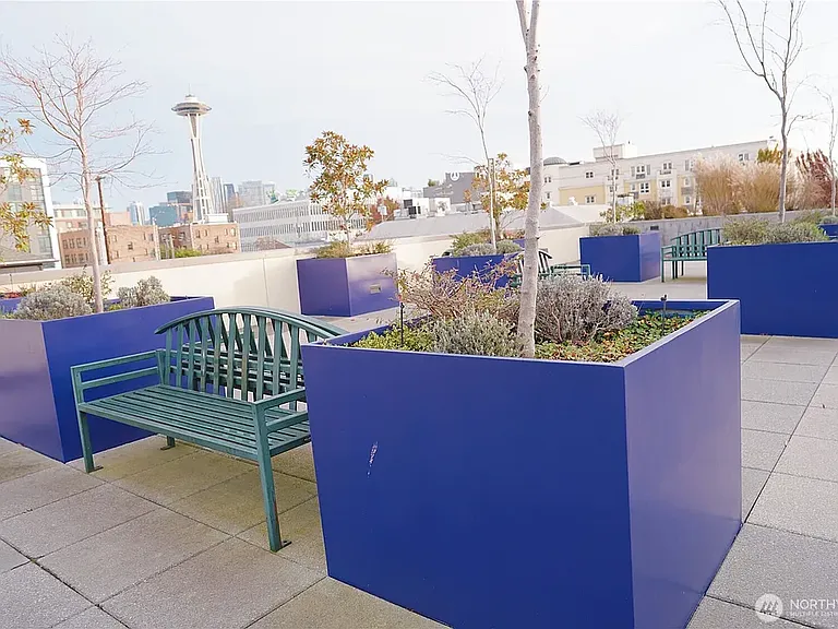 17 W Mercer St #207 — Photo 24
