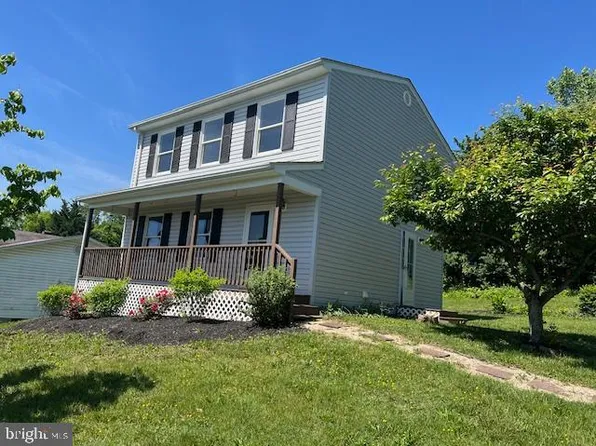 93 Little Sorrel Dr, Strasburg, VA 22657