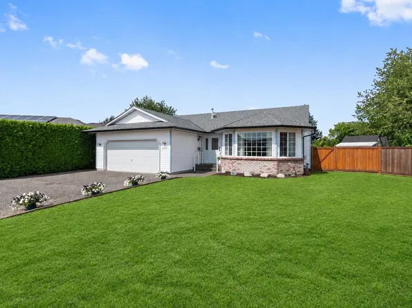 45017 Stratford Pl, Chilliwack, BC V2R 2Z2