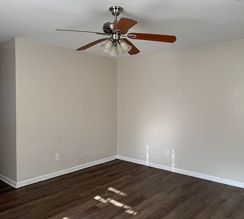 2nd image of 4040 Cedars Pkwy APT B