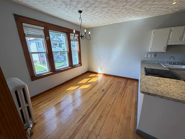 1 bed, 756 sqft, $1,800 — Photo 3
