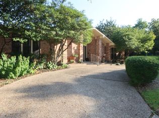 5421 Benbridge Dr, Fort Worth, TX 76107
