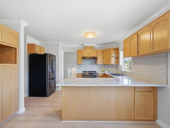 5th image of 5750 174th St #21