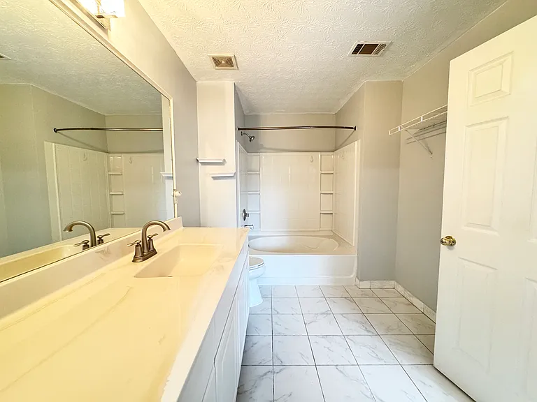 3686 Lantern Walk Ln — Photo 16