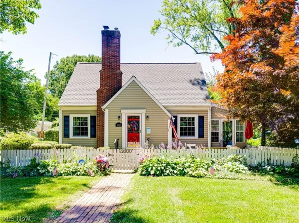 2000 Wiltshire Rd, Akron, OH 44313