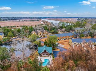 8382 Camp Gregg Ln, North Charleston, SC 29418